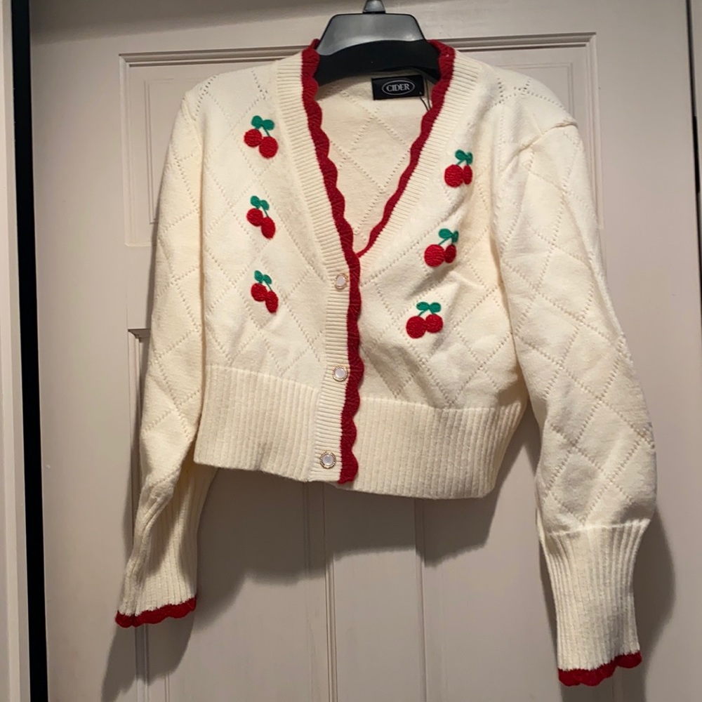 NWT Cider Cherry Decorated Lace Cardigan